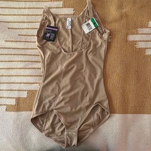 Maidenform Open Bust Body Shaper - Beige / Large